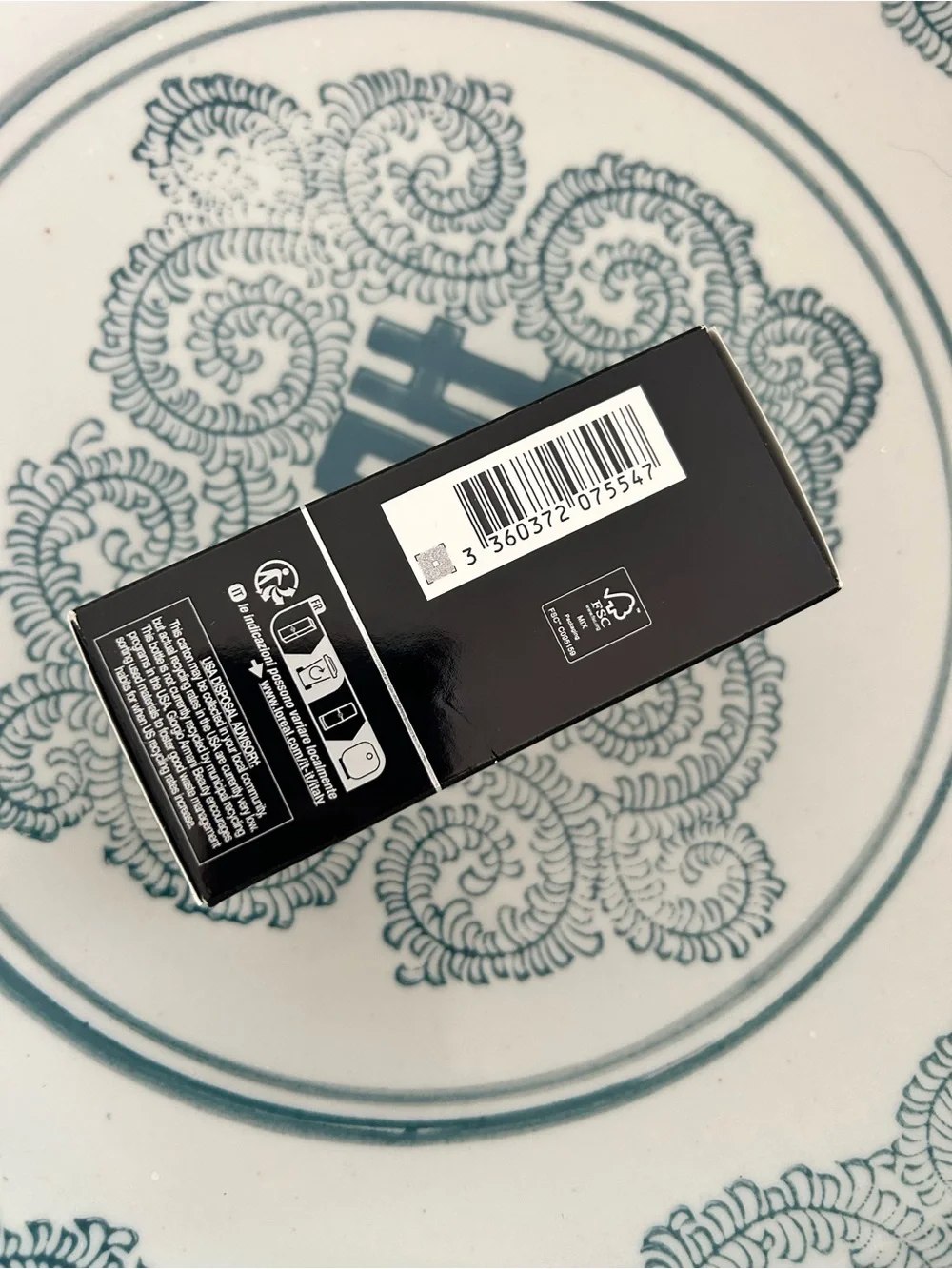NIB Giorgio Armani Luminous Silk Foundation - 4.5 - Picture 3 of 3
